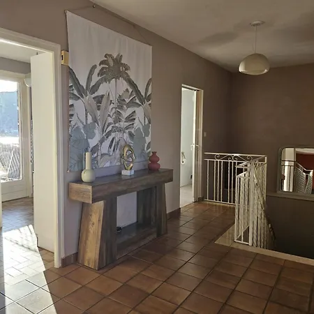 Bed and Breakfast Zac Dans Maison Partagee Au Bord Du Rhone
